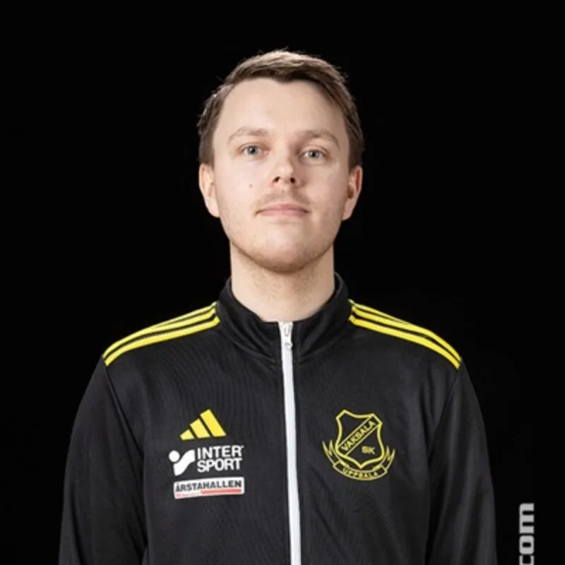 Joel Carlstedt iförd idrottsjacka